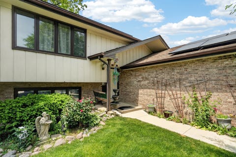 Tiny photo for 7432 Beloit Avenue, Bridgeview, IL 60455 (MLS # 12699229)