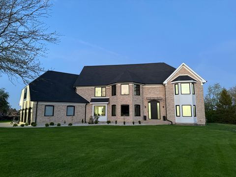 Photo of 9605 S Muirfield Drive, Lakewood, IL 60014 (MLS # 12559852)