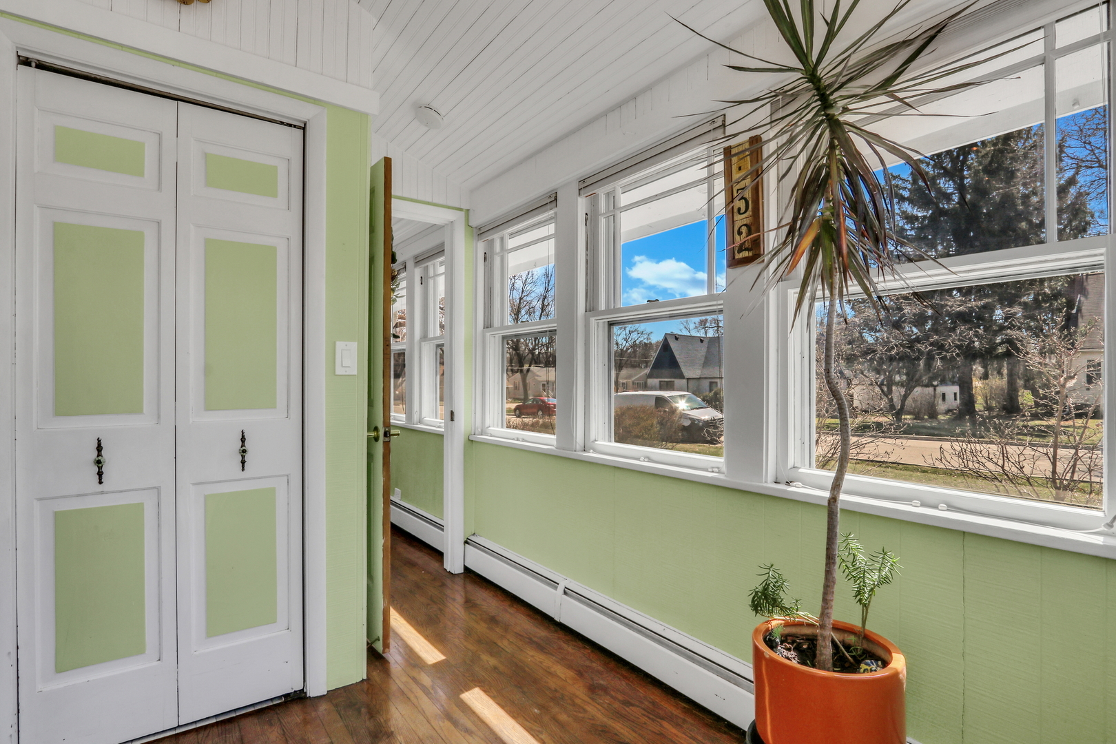 32 Junior Avenue