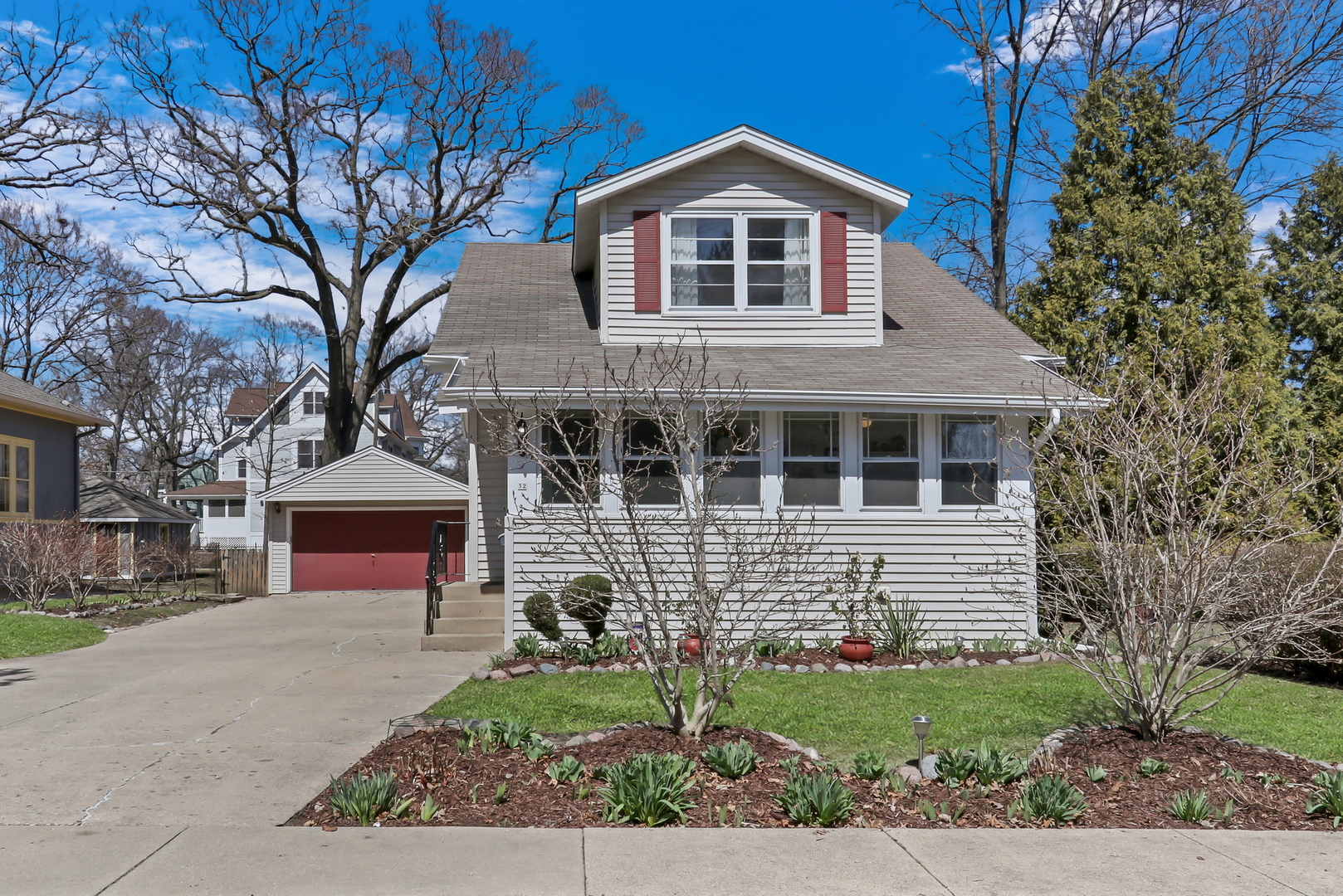 32 Junior Avenue