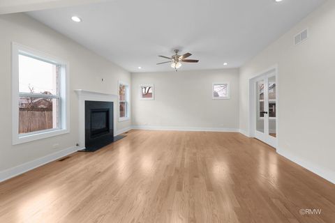 Tiny photo for 25W275 Doris Avenue, Carol Stream, IL 60188 (MLS # 12524156)