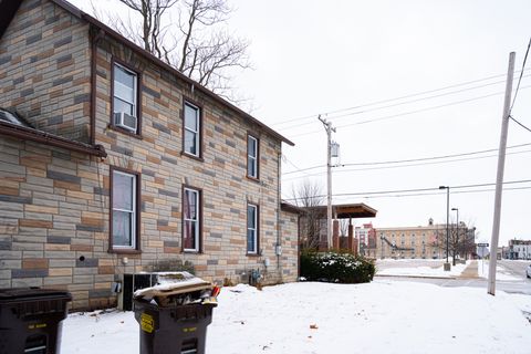 Tiny photo for 4 E Clark Street, Freeport, IL 61032 (MLS # 12450098)