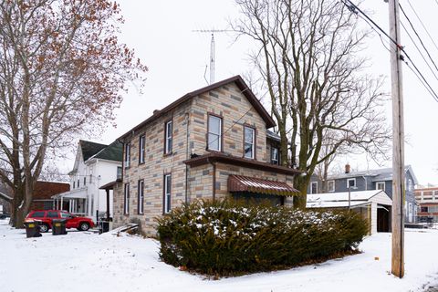 Tiny photo for 4 E Clark Street, Freeport, IL 61032 (MLS # 12450098)