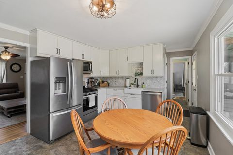 Tiny photo for 30W221 Claymore Lane, Naperville, IL 60563 (MLS # 12601361)