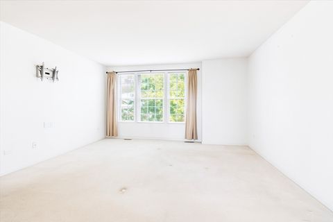 Tiny photo for 105 Forsythia Street, Bolingbrook, IL 60490 (MLS # 12478129)