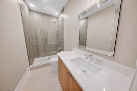 Tiny photo for 1406 W Cuyler Avenue #1, Chicago, IL 60613 (MLS # 12676039)