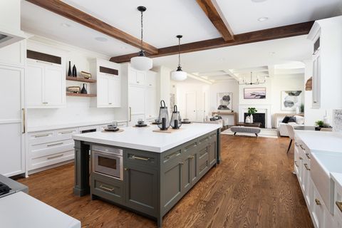 Tiny photo for 706 S Loomis Street, Naperville, IL 60540 (MLS # 12371297)