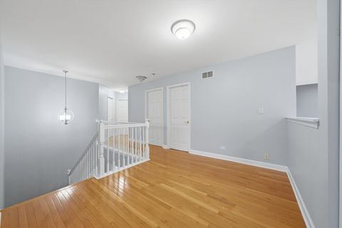 Tiny photo for 217 Sunbury Drive, St. Charles, IL 60175 (MLS # 12634462)