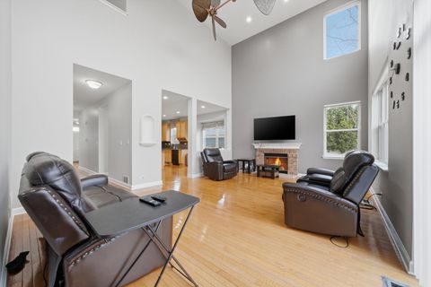 Tiny photo for 217 Sunbury Drive, St. Charles, IL 60175 (MLS # 12634462)
