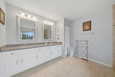 Tiny photo for 217 Sunbury Drive, St. Charles, IL 60175 (MLS # 12634462)