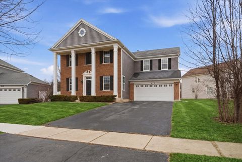 Tiny photo for 217 Sunbury Drive, St. Charles, IL 60175 (MLS # 12634462)
