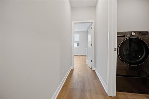 Tiny photo for 186 Lilah Court, Des Plaines, IL 60016 (MLS # 12600083)