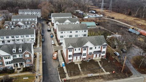 186 Lilah Court Des Plaines IL 60016