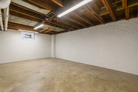 Tiny photo for 7727 W Berwyn Avenue, Chicago, IL 60656 (MLS # 12673472)