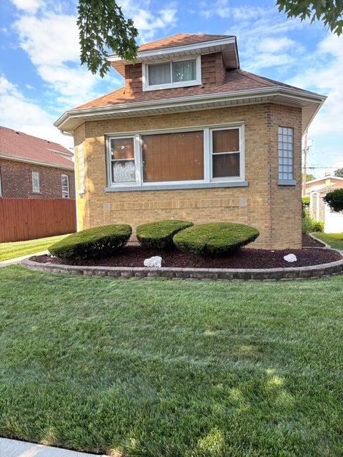 Tiny photo for 1604 N 21st Avenue, Melrose Park, IL 60160 (MLS # 12709266)