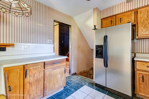 Tiny photo for 16815 Wausau Avenue, South Holland, IL 60473 (MLS # 12508001)