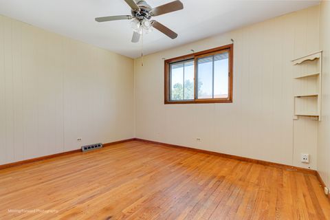 Tiny photo for 16815 Wausau Avenue, South Holland, IL 60473 (MLS # 12508001)