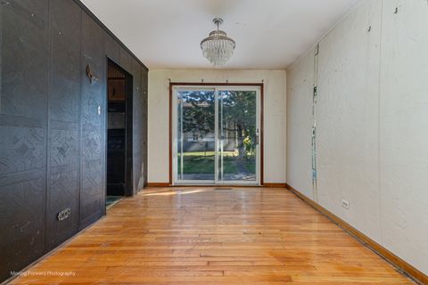 Tiny photo for 16815 Wausau Avenue, South Holland, IL 60473 (MLS # 12508001)