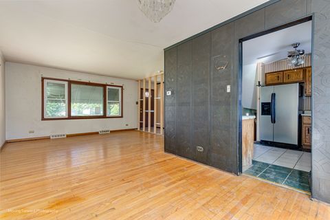 Tiny photo for 16815 Wausau Avenue, South Holland, IL 60473 (MLS # 12508001)