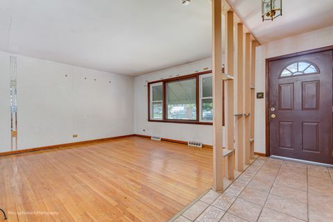 Tiny photo for 16815 Wausau Avenue, South Holland, IL 60473 (MLS # 12508001)