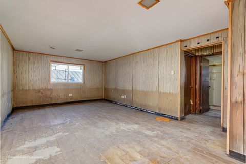 Tiny photo for 16815 Wausau Avenue, South Holland, IL 60473 (MLS # 12508001)