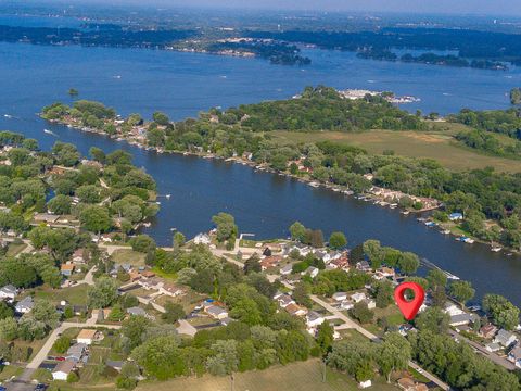 Tiny photo for 1413 N Sunnyside Drive, Johnsburg, IL 60051 (MLS # 12493407)