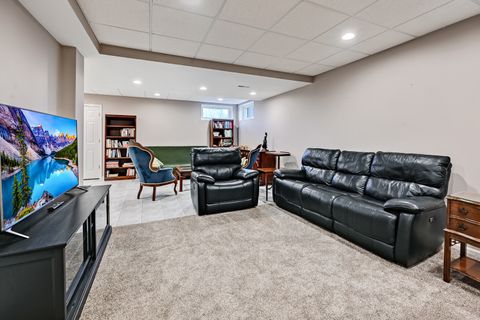 Tiny photo for 1770 W Windmill Court, Addison, IL 60101 (MLS # 12548975)