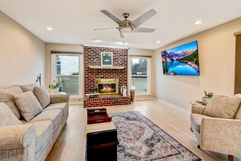 Tiny photo for 1770 W Windmill Court, Addison, IL 60101 (MLS # 12548975)