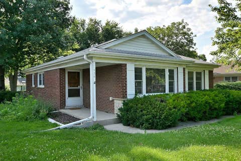 Photo of 936 S Monroe Street, Hinsdale, IL 60521 (MLS # 12732428)