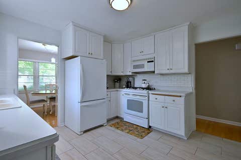 Tiny photo for 936 S Monroe Street, Hinsdale, IL 60521 (MLS # 12732428)