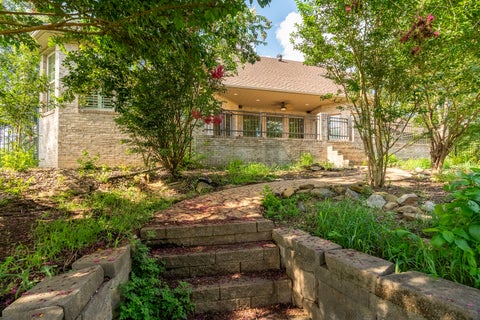 Tiny photo for 2201 Kingspointe Drive, Marion, IL 62959 (MLS # 12739453)