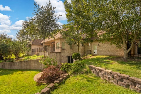 Tiny photo for 2201 Kingspointe Drive, Marion, IL 62959 (MLS # 12739453)