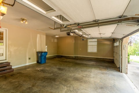Tiny photo for 2201 Kingspointe Drive, Marion, IL 62959 (MLS # 12739453)
