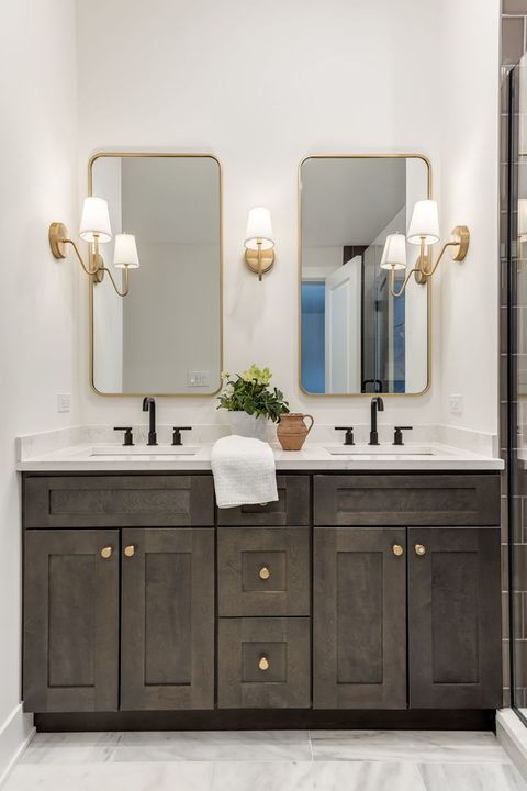 Tiny photo for 9032 Luna Avenue, Morton Grove, IL 60053 (MLS # 12541696)