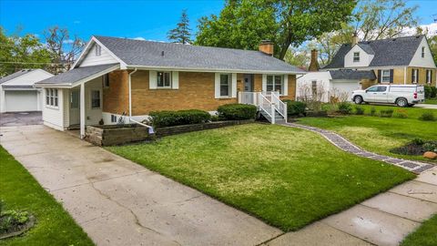 Tiny photo for 312 S Oak Street, Palatine, IL 60067 (MLS # 12632311)