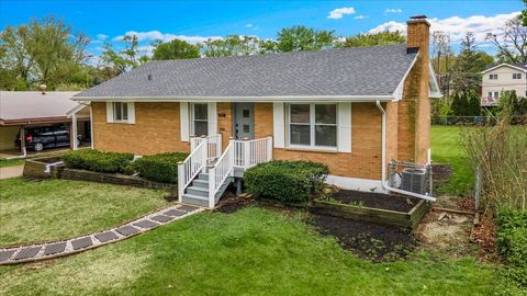 Photo of 312 S Oak Street, Palatine, IL 60067 (MLS # 12632311)