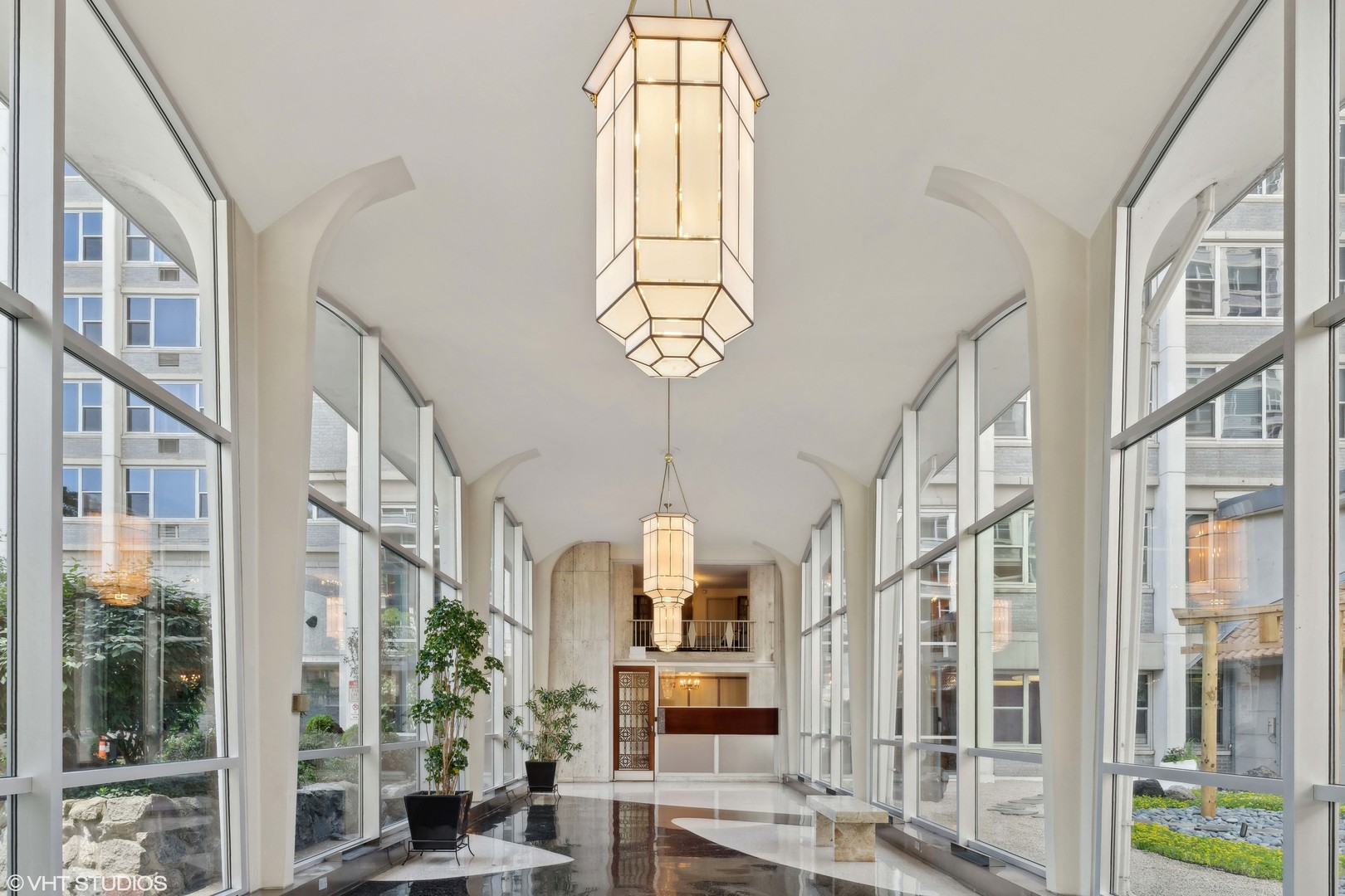 4250 N Marine Drive 1013