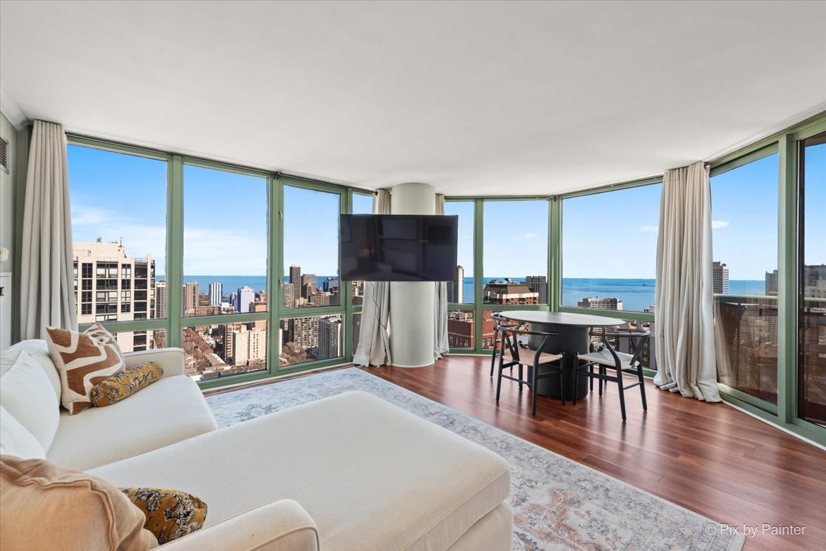 111 W Maple Street 3401