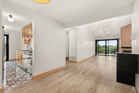 Tiny photo for 720 Weidner Road #307, Buffalo Grove, IL 60089 (MLS # 12663815)