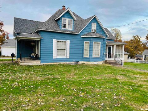 Tiny photo for 734 S MCKINLEY Street, Harrisburg, IL 62946 (MLS # EB460414)