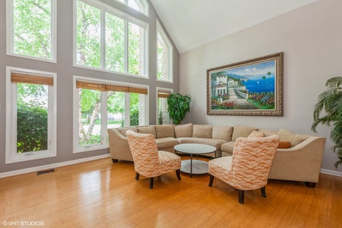 Tiny photo for 954 Black Walnut Drive, Sugar Grove, IL 60554 (MLS # 12693175)