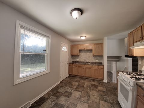 Tiny photo for 17113 Elm Drive, Hazel Crest, IL 60429 (MLS # 12484998)