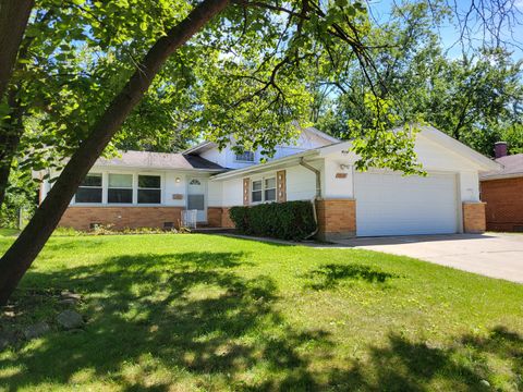 Photo of 17113 Elm Drive, Hazel Crest, IL 60429 (MLS # 12484998)