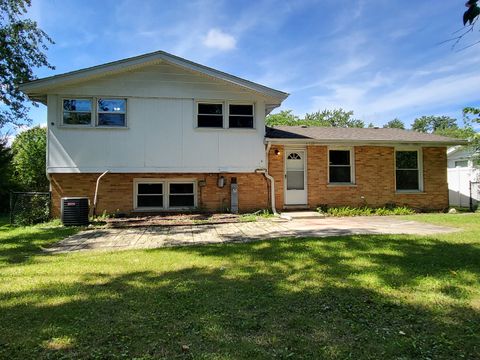 Tiny photo for 17113 Elm Drive, Hazel Crest, IL 60429 (MLS # 12484998)