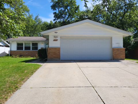 Tiny photo for 17113 Elm Drive, Hazel Crest, IL 60429 (MLS # 12484998)