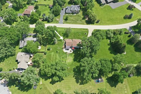 Tiny photo for 152 Foxwood Lane, Barrington, IL 60010 (MLS # 12684812)