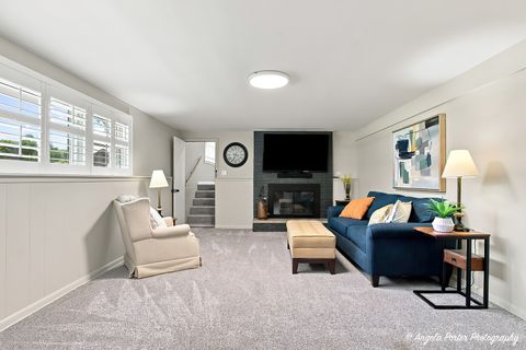 Tiny photo for 152 Foxwood Lane, Barrington, IL 60010 (MLS # 12684812)