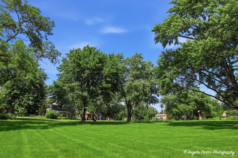 Tiny photo for 152 Foxwood Lane, Barrington, IL 60010 (MLS # 12684812)