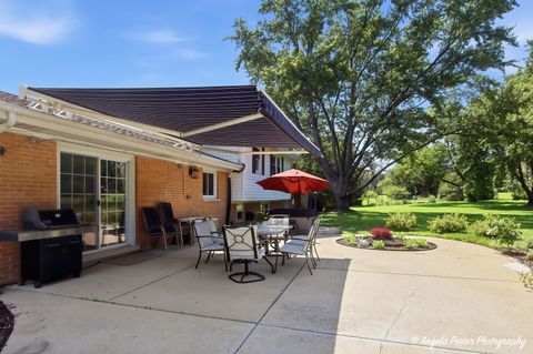 Tiny photo for 152 Foxwood Lane, Barrington, IL 60010 (MLS # 12684812)