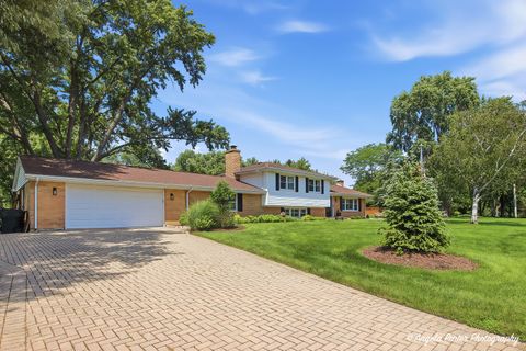 Tiny photo for 152 Foxwood Lane, Barrington, IL 60010 (MLS # 12684812)